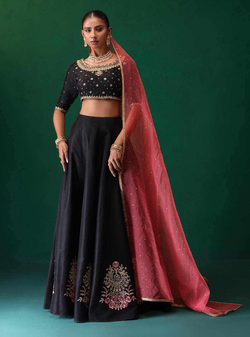 Zainab Chottani | Semi Formals | ARASIH by Zainab Chottani - Designer Dress - Type: Ladies Clothes - Available at Sana Yasir - 100% Original