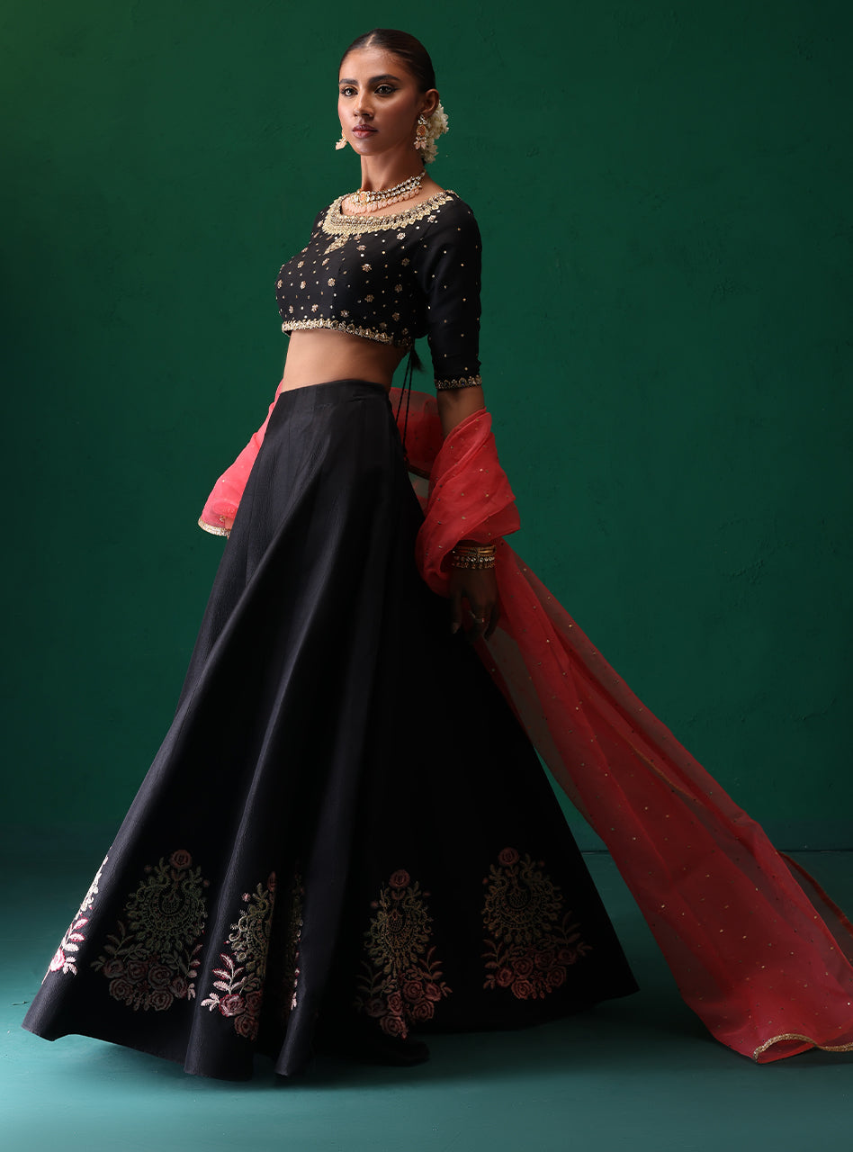 Zainab Chottani | Semi Formals | ARASIH by Zainab Chottani - Designer Dress - Type: Ladies Clothes - Available at Sana Yasir - 100% Original