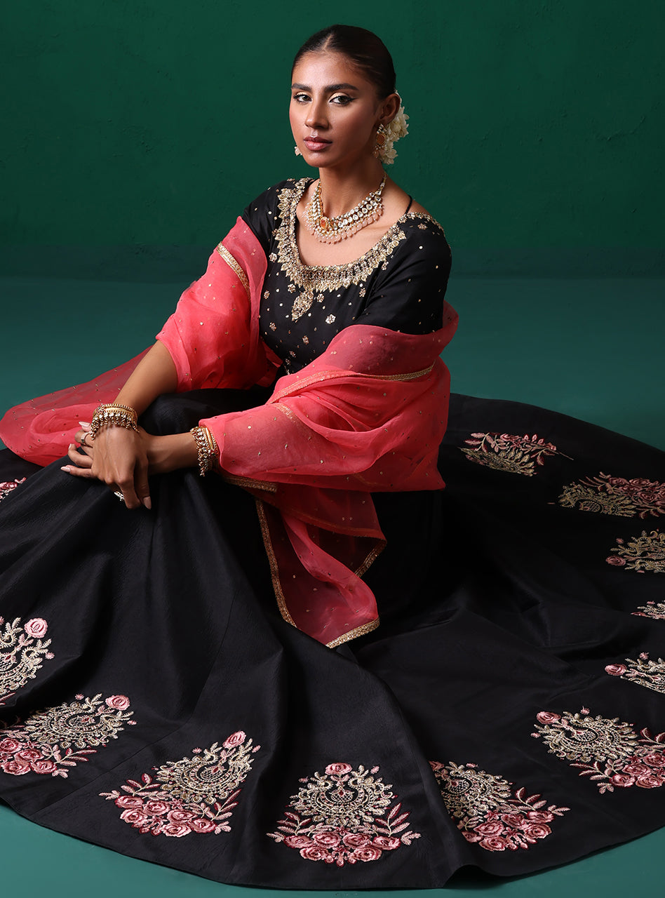 Zainab Chottani | Semi Formals | ARASIH by Zainab Chottani - Designer Dress - Type: Ladies Clothes - Available at Sana Yasir - 100% Original