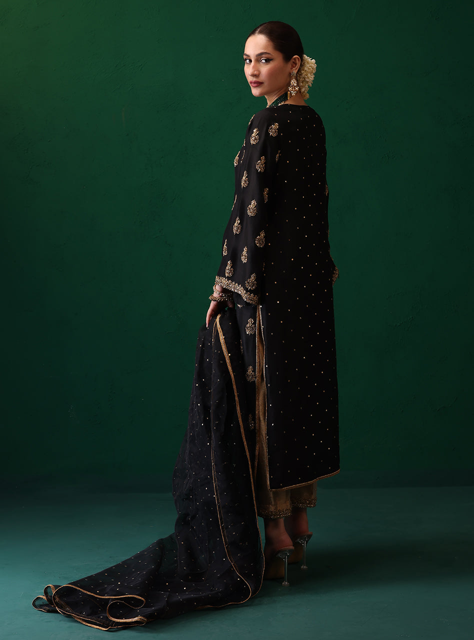 Zainab Chottani | Semi Formals | SHEHNAAZ by Zainab Chottani - Designer Dress - Type: LA - Available at Sana Yasir - 100% Original