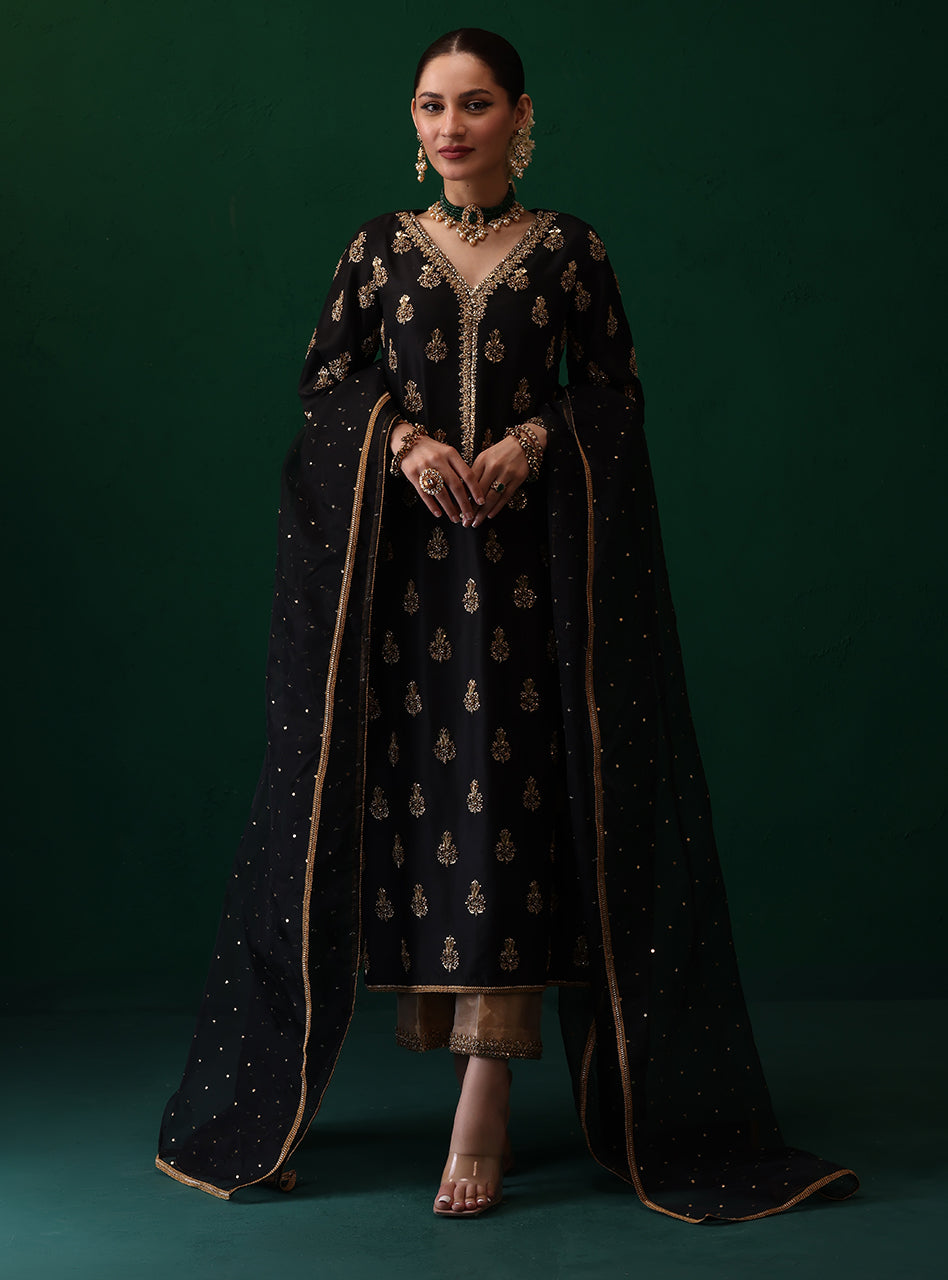 Zainab Chottani | Semi Formals | SHEHNAAZ by Zainab Chottani - Designer Dress - Type: LA - Available at Sana Yasir - 100% Original