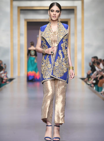 Zainab Chottani | Semi Formals | TEHZEEB by Zainab Chottani - Designer Dress - Type: Ladies Clothes - Available at Sana Yasir - 100% Original