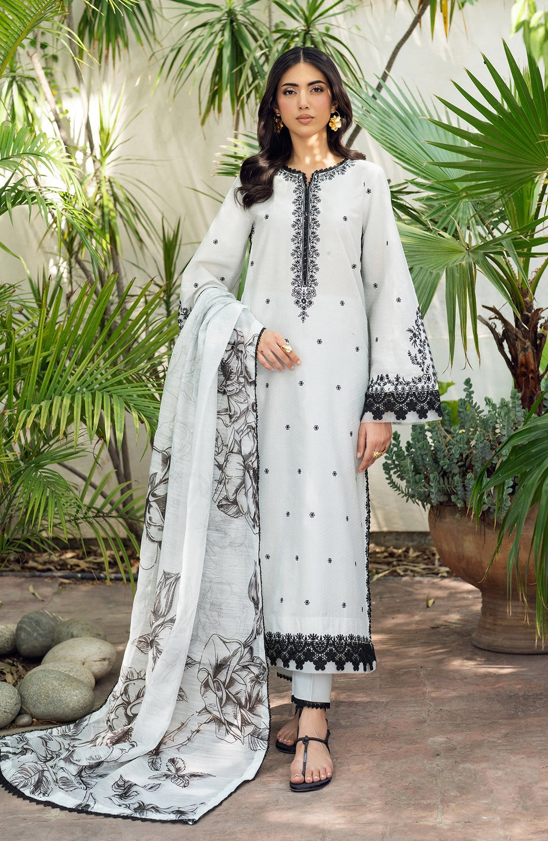 Zarif | Nura Textured Lawn 25 | REEHA by Zarif - Designer Dress - Type: Ladies Clothes - Available at Sana Yasir - 100% Original