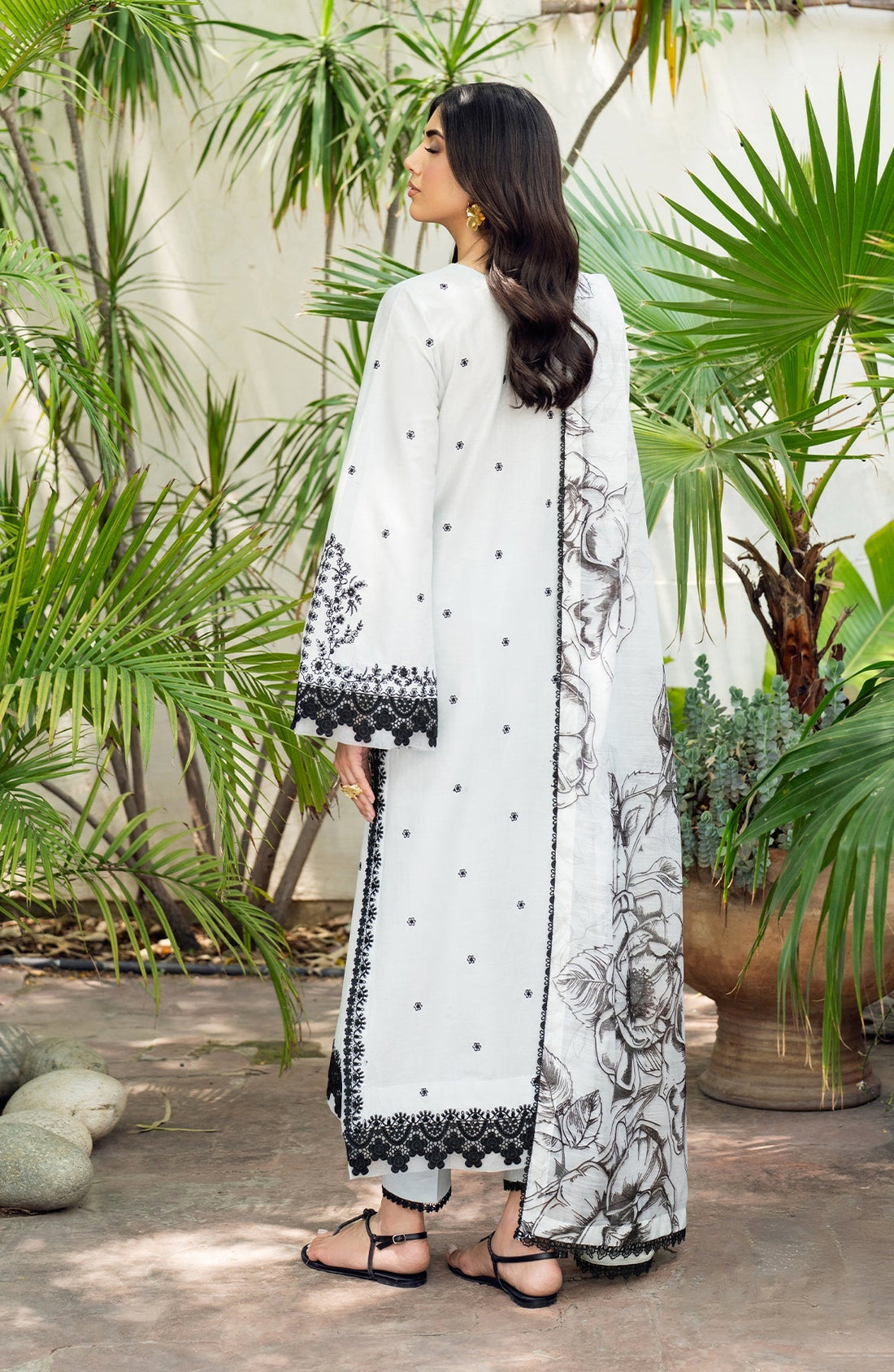 Zarif | Nura Textured Lawn 25 | REEHA by Zarif - Designer Dress - Type: Ladies Clothes - Available at Sana Yasir - 100% Original