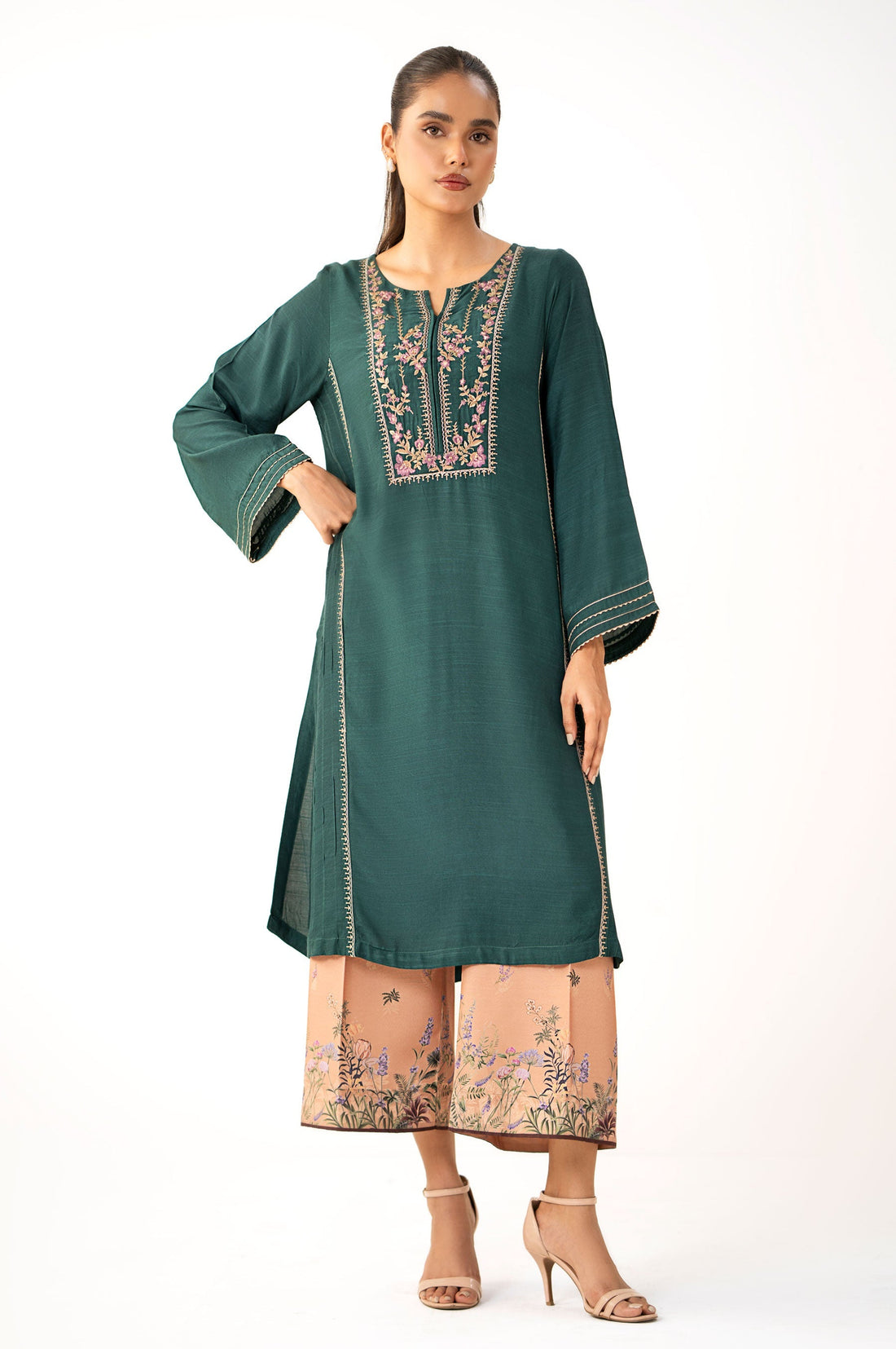 Zeen | Winter Collection | Raw Silk 04 by Zeen - Designer Dress - Type: Ladies Clothes - Available at Sana Yasir - 100% Original