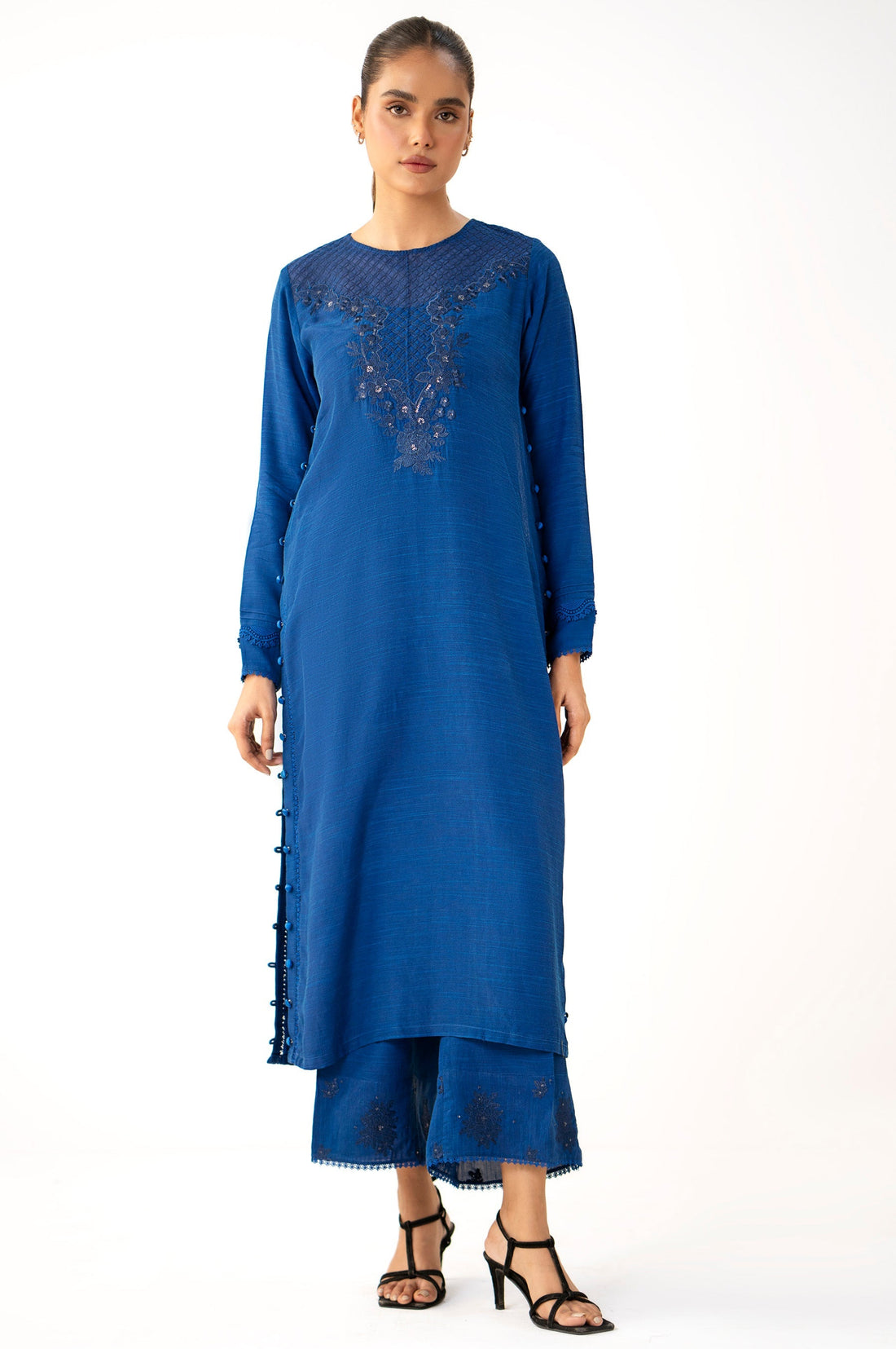 Zeen | Winter Collection | Raw Silk 05 by Zeen - Designer Dress - Type: Ladies Clothes - Available at Sana Yasir - 100% Original