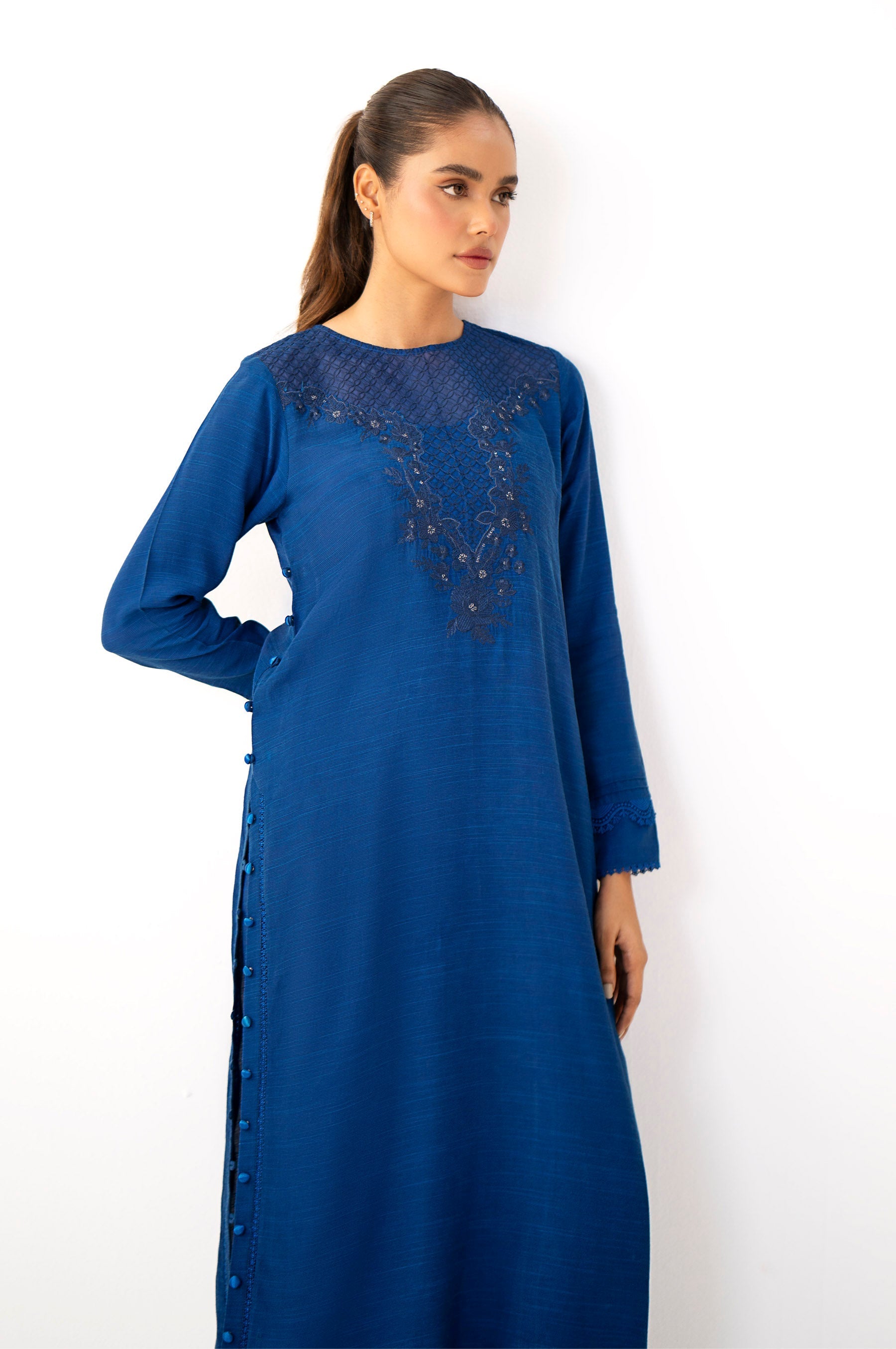 Zeen | Winter Collection | Raw Silk 05 by Zeen - Designer Dress - Type: Ladies Clothes - Available at Sana Yasir - 100% Original