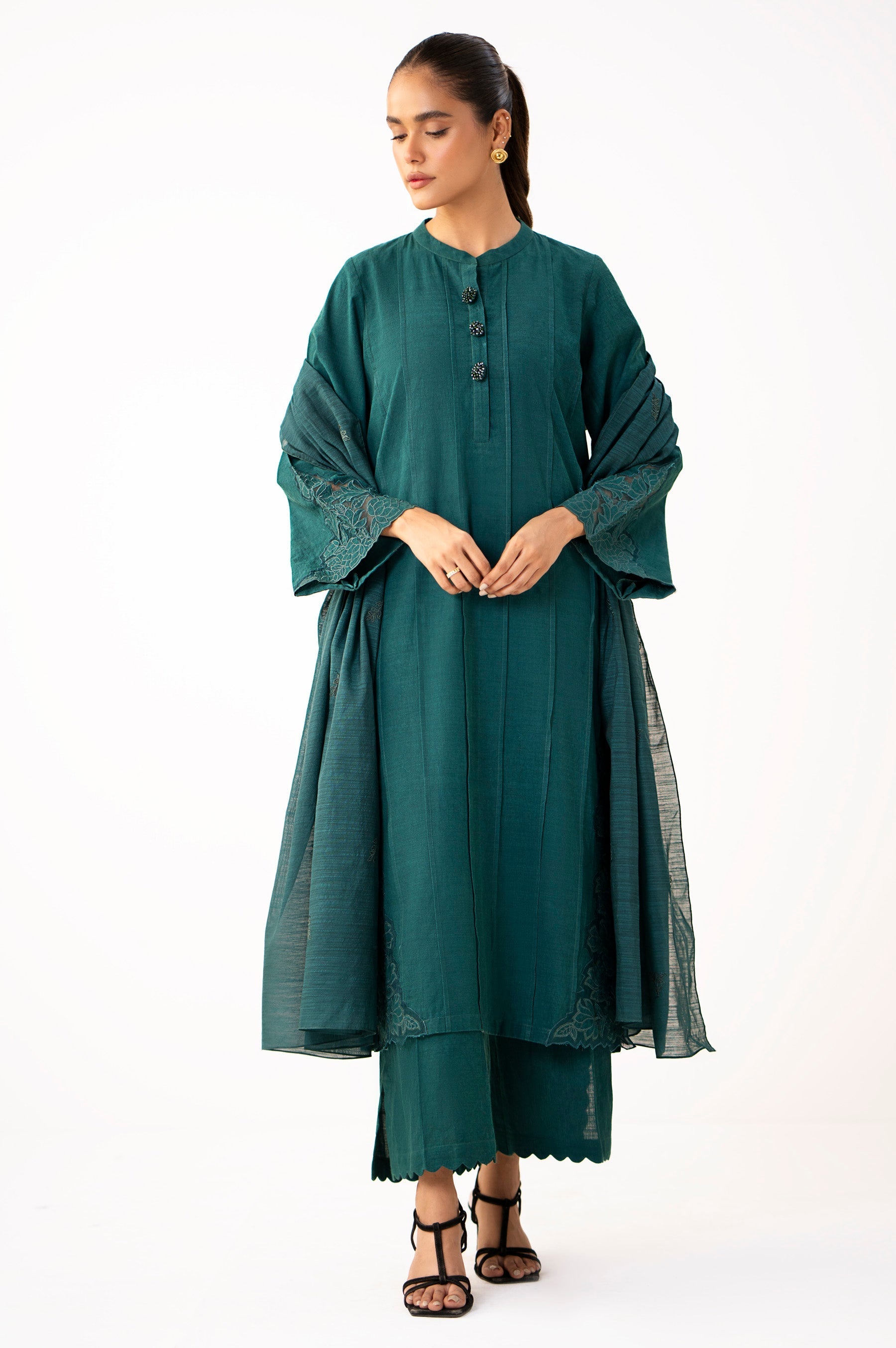 Zeen | Winter Collection | Slub 19 by Zeen - Designer Dress - Type: Ladies Clothes - Available at Sana Yasir - 100% Original