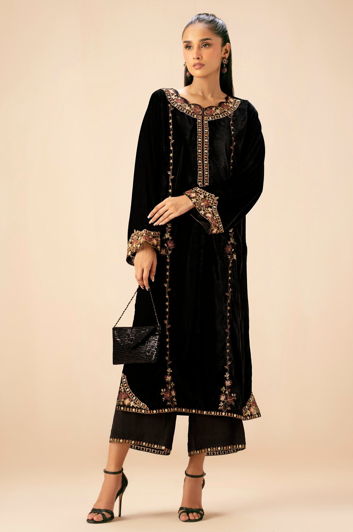 Zeen | Winter Collection | Velvet 08 by Zeen - Designer Dress - Type: Ladies Clothes - Available at Sana Yasir - 100% Original