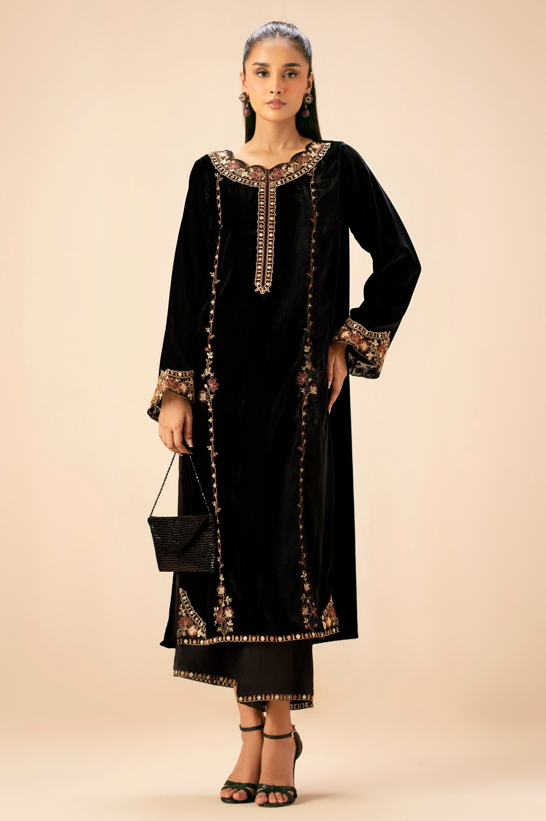 Zeen | Winter Collection | Velvet 08 by Zeen - Designer Dress - Type: Ladies Clothes - Available at Sana Yasir - 100% Original