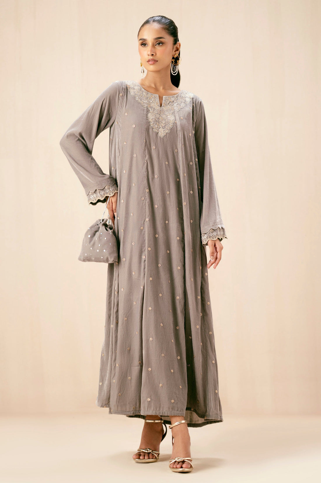 Zeen | Winter Collection | Velvet 09 by Zeen - Designer Dress - Type: Ladies Clothes - Available at Sana Yasir - 100% Original