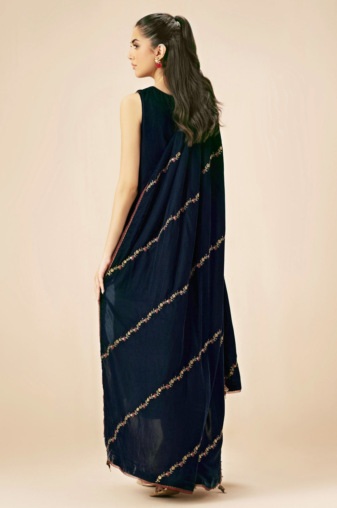Zeen | Winter Collection | Velvet 24 by Zeen - Designer Dress - Type: Ladies Clothes - Available at Sana Yasir - 100% Original