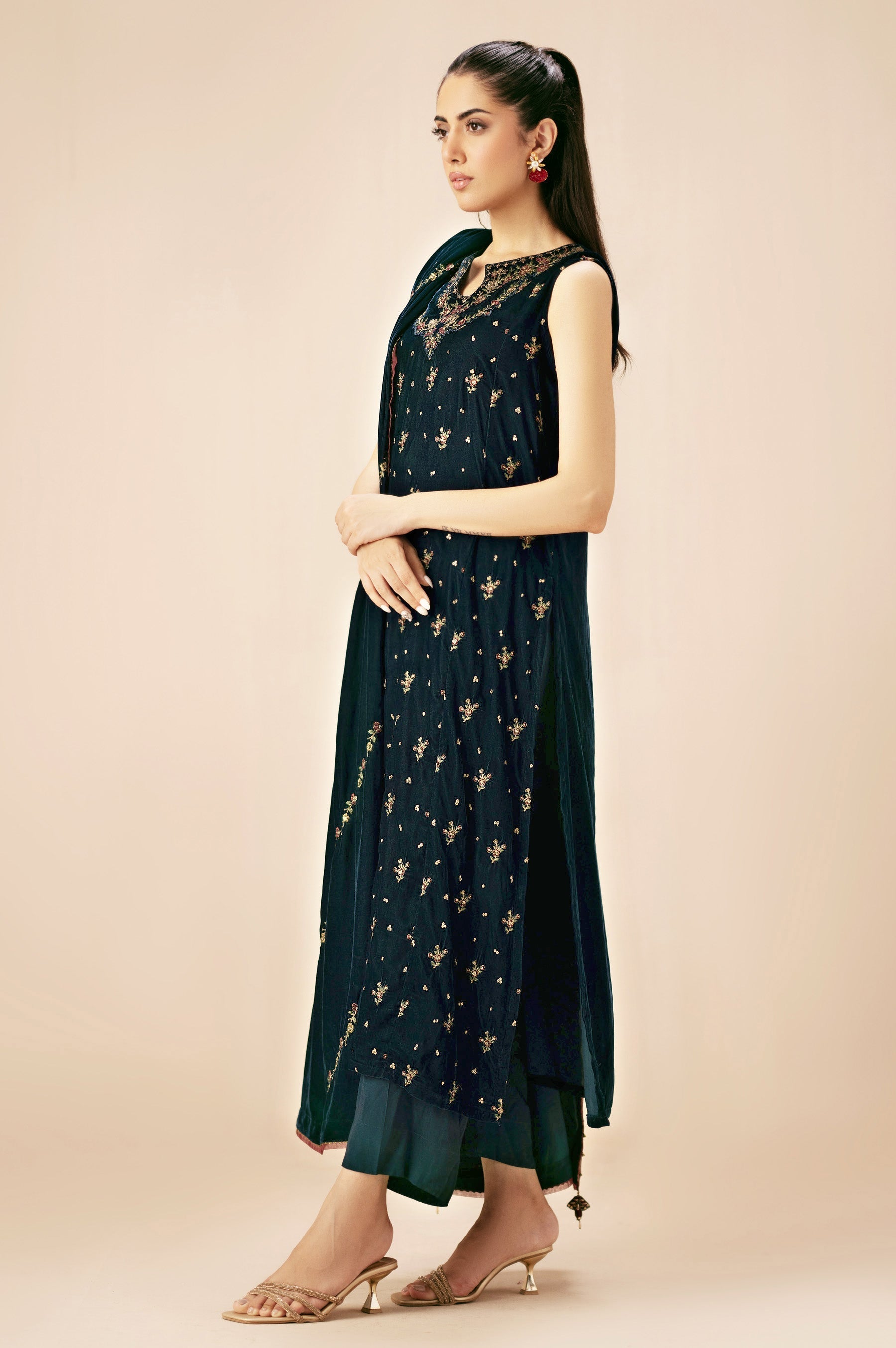Zeen | Winter Collection | Velvet 24 by Zeen - Designer Dress - Type: Ladies Clothes - Available at Sana Yasir - 100% Original