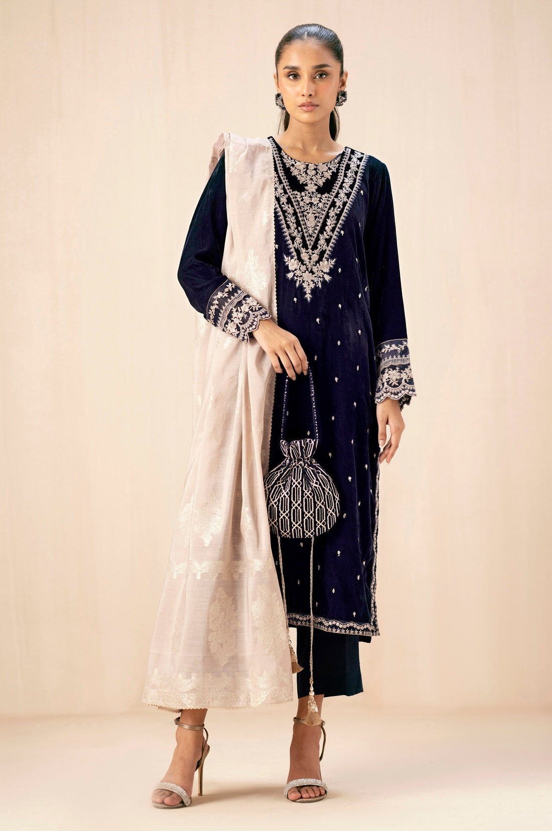 Zeen | Winter Collection | Velvet 26 by Zeen - Designer Dress - Type: Ladies Clothes - Available at Sana Yasir - 100% Original