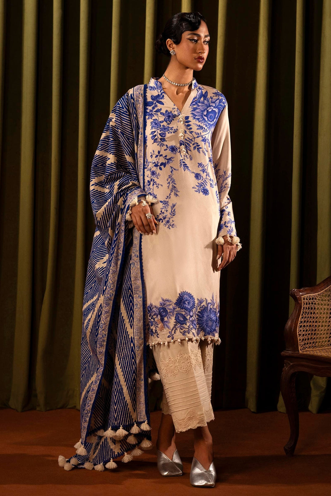 Sana Safinaz | Muzlin Winter 2024 | M243-018A-3CQ by Sana Safinaz - Designer Dress - Type: Ladies Clothes - Available at Sana Yasir - 100% Original